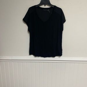 Tahari Women’s Black Blouse Short Sleeve lightweight Size S